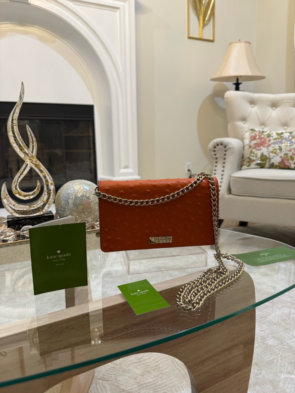 Kate Spade Ostrich Textured Leather Crossbody With Gold Chain!⭐️ - Picture 6 of 9